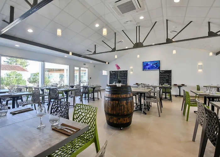 Отель Vent D'eden Park 3*