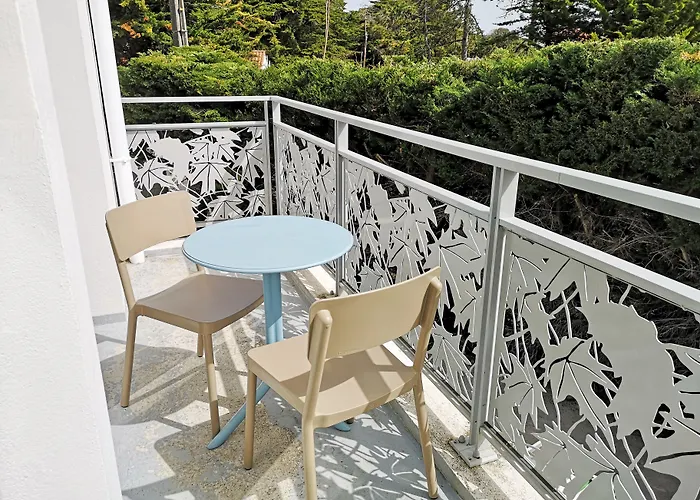 Отель Vent D'eden Park